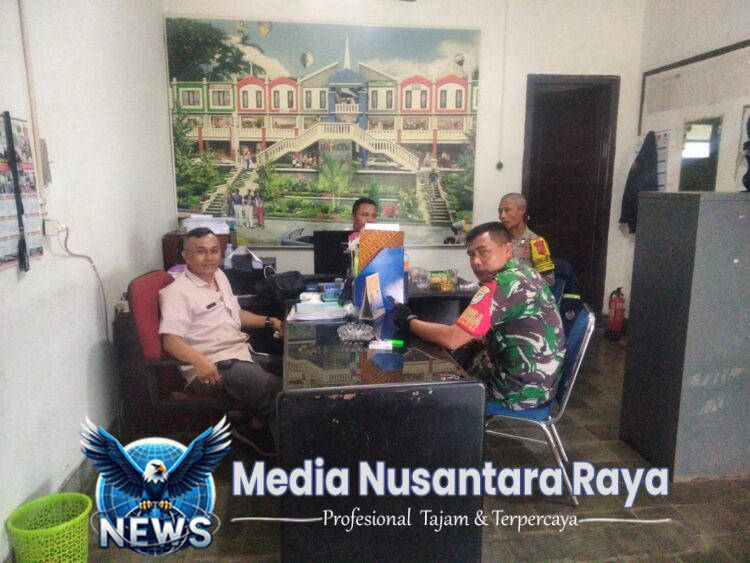 Sinergitas TNI Polri Wilayah Hukum Polsek CSR Polres Bogor Giat Cooling Sistem Monitoring Sambang Ajak Jaga Kondusifitas Cegah Gangguan Kamtibmas