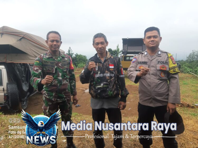 Sinergitas TNI-POLRI Wilayah Hukum Polsek Tamansari Giat Cooling Sistem Patroli Sambang Desa Tamansari Beri Himbauan Ajak Jaga Kondusifitas Cegah Gangguan Kriminalitas