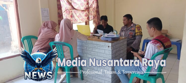 Bhabinkamtibmas Wilayah Hukum Polsek Leuwiliang Polres Bogor Giat Cooling Sistem Sambang Warga Ajak Jaga Kondusifitas Cegah Gangguan Kamtibmas