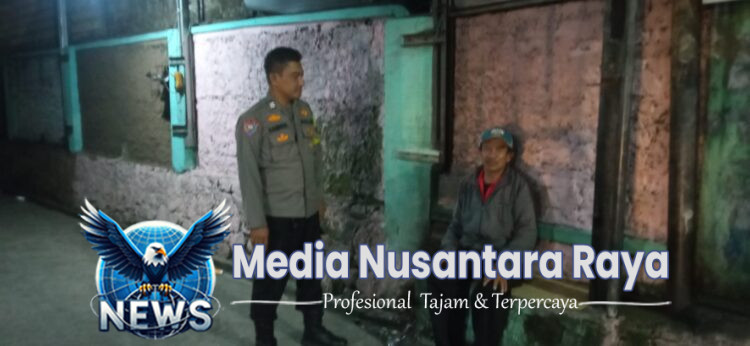 Bhabinkamtibmas Wilayah Hukum Polsek CSR Polres Bogor Giat Cooling Sistem Monitoring Cek Kontrol Petugas Keamanan Beri Himbauan Ajak Jaga Kondusifitas Cegah Gangguan Kriminalitas