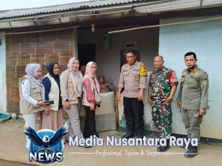 Sinergitas TNI Polri Wilayah Hukum Polsek Babakanmadang Sambang Warga Desa Sentul Sampaikan Pesan Ajak Jaga Kondusifitas Cegah Gangguan Kamtibmas