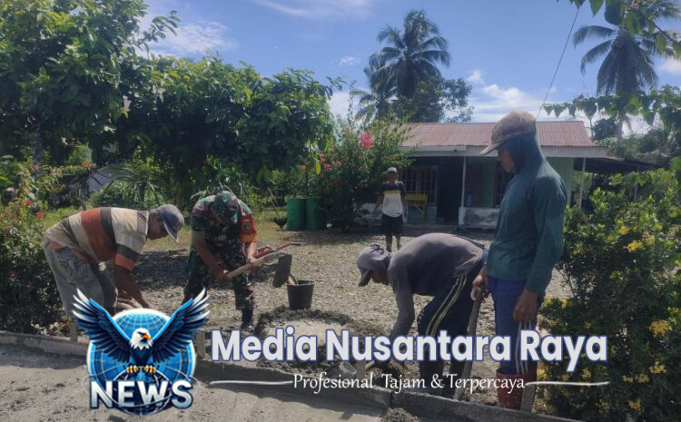 Babinsa koramil 1705-02/Napan membantu warga dalam pembuatan jembatan milik warga Kampung binaan