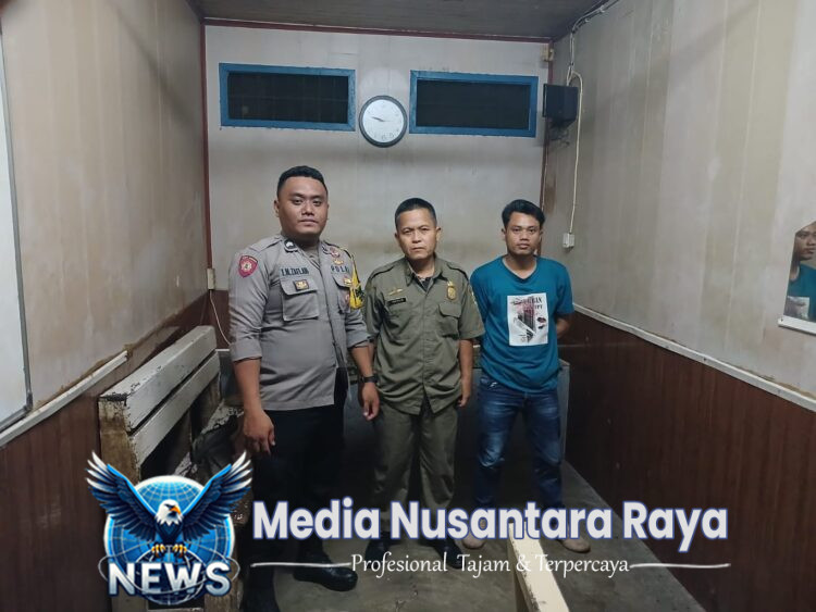 Bhabinkamtibmas Wilayah Hukum Polsek Parungpanjang Giat Cooling Sistem Patroli Sambang Warga Ajak Jaga Kondusifitas Cegah Gangguan Kamtibmas