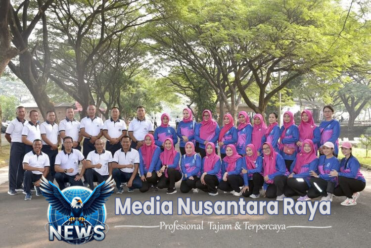 Komandan Pasmar 2 Laksanakan Olahraga Bersama Pengurus Korcab Pasmar 2