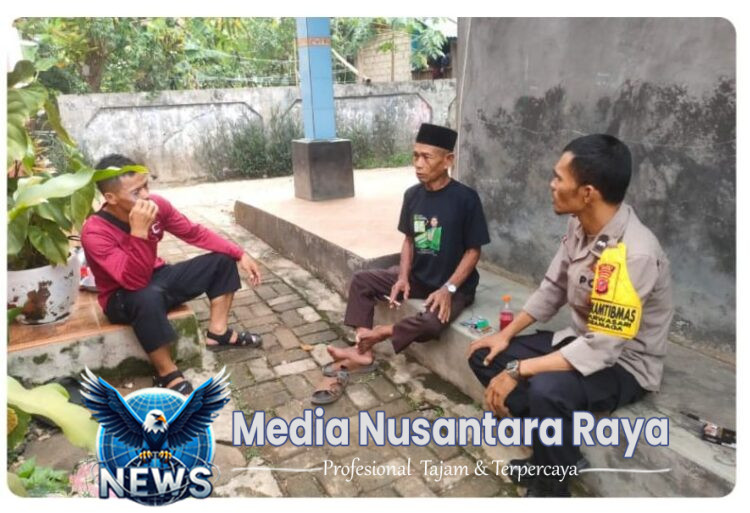 Bhabinkamtibmas Wilayah Hukum Polsek Dramaga Giat Cooling Sistem Sambang Warga Beri Himbauan Ajak Jaga Kondusifitas Cegah Gangguan Kamtibmas