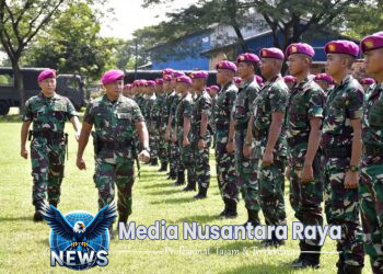 Wadan Pasmar 2 Pimpin Apel Kelengkapan dan Pemberangkatan Satpamwal Mabes TNI TA. 2025