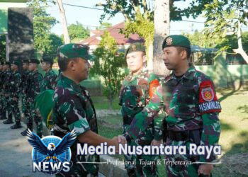 Kasdam VI/Mulawarman Kunjungi Pos Kotis Satgas Pamtas Yonarmed 11 Kostrad