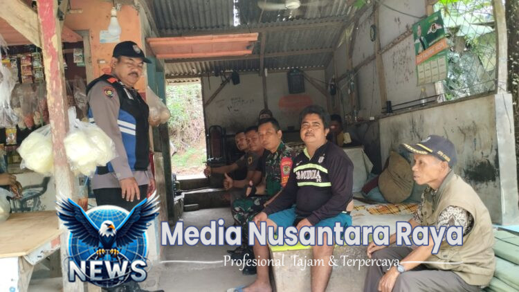 Bhabinkamtibmas Polsek Parungpanjang Polres Bogor Polda Jabar Sambang Dan Beri Himbauan Kamtibmas Kepada Warga