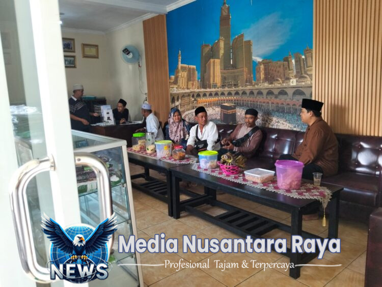 Bhabinkamtibmas Wilayah Hukum Polsek Dramaga Giat Cooling Sistem Laksanakan Pengamanan Syukuran Berangkat Haji Warga Kec Dramaga