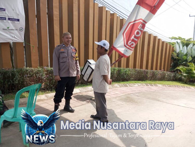 Bhabinkamtibmas Wilayah Hukum Polsek Parungpanjang Sambang Warga Berikan Pesan Kamtibmas.