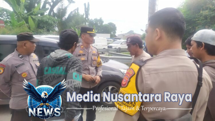 Kapolsek Ciawi Pimpin Patroli dan Himbauan terhadap Tukang Parkir dan Pak Ogah di Jalur Alternatif Puncak
