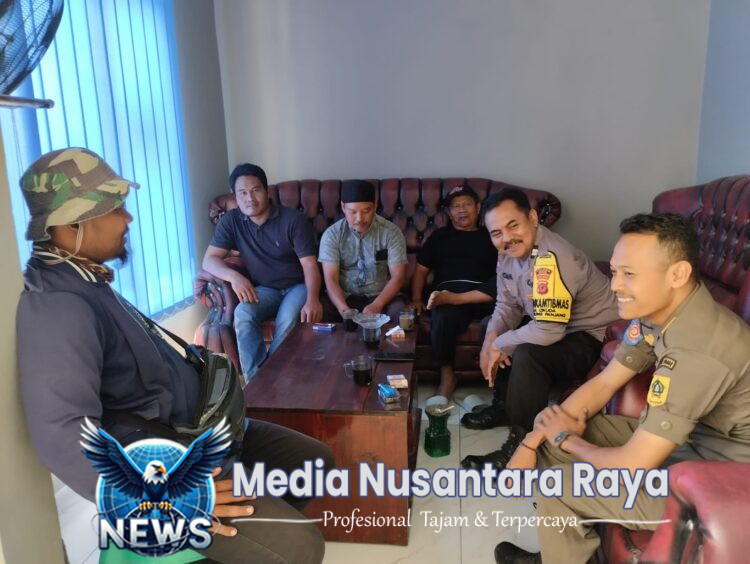 Bhabinkamtibmas Polsek Parungpanjang Polres Bogor Polda Jabar Sambang Dan Beri Himbauan Kamtibmas Kepada Warga