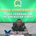 TNI AD Bantu Proses Pemakaman Korban Ledakan Amunisi di Garut