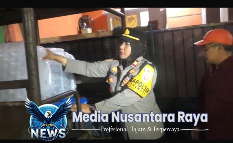 Kapolsek Dramaga Bersinergi Forkompicam Gerebek Miras Ilegal Jenis Arak Bali Dan Ciu Lokasi Tempat Tinggal Kosong Yang Dijadikan Penyimpanan