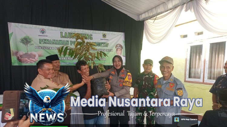 Kapolsek Dramaga Polres Bogor Giat Hadiri Launching Penanaman Pohon Produktif Desa Sukawening Kec.Dramaga