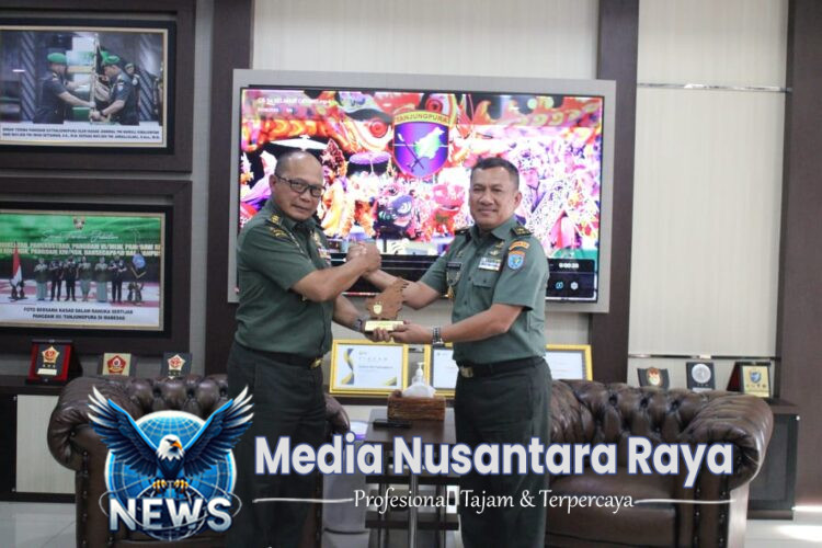Kapoksahli Pangdam XII/Tpr Terima Kunjungan Tim Sahli Kasad Bidang Komsos