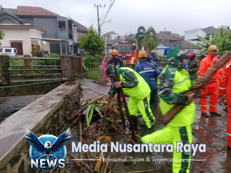 Koramil Bumiaji Bersama Stakeholder Sigap Atasi Dampak Banjir Lumpur