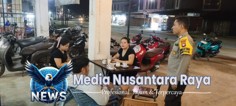 Pastikan Kamtibmas aman Personil Polsek Mempawah Hulu Laksanakan Patroli. 