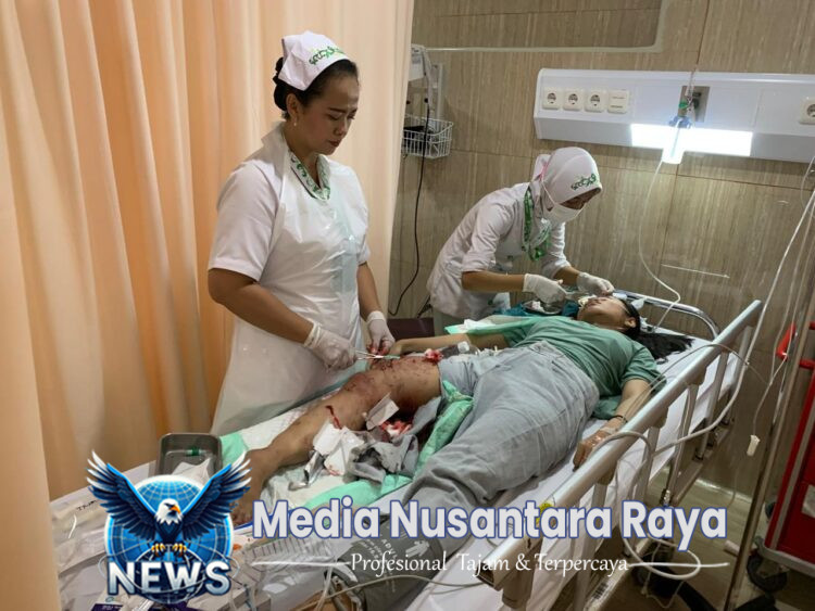 Polres Wonogiri Evakuasi dan Lakukan Olah TKP Kecelakaan Lalu Lintas di Depan Gapura RS Hermina