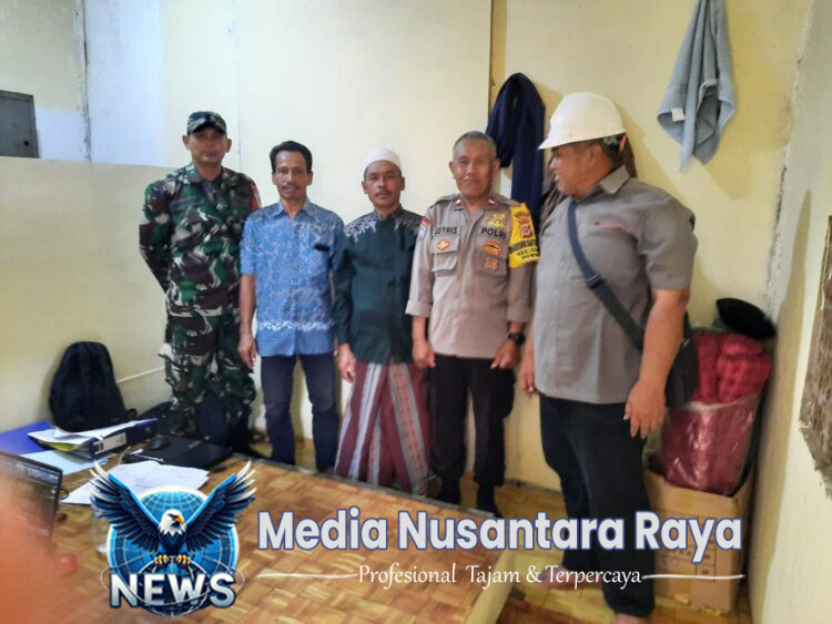 Perkuat Sinergi TNI-Polri, Bhabinkamtibmas Desa Bitungsari Polsek Ciawi Sambangi Warga dan Ajak Cegah Gangguan Kamtibmas