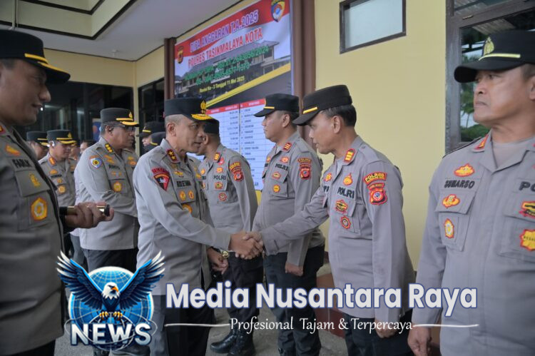 KAPOLDA JAWA BARAT TEKANKAN OPTIMALISASI PELAYANAN MASYARAKAT SAAT KUNKER KE POLRES TASIKMALAYA KOTA