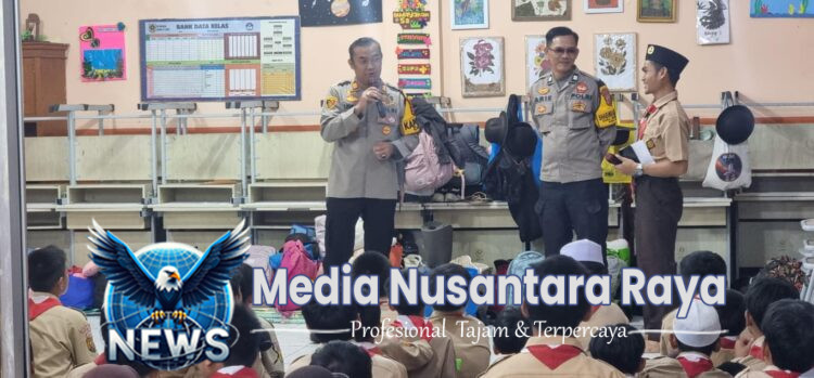 Kapolsek CWI Polres Bogor hadir mengisi materi dalam giat Perjumsa di SDN Ciawi 1 diwilayahnya.