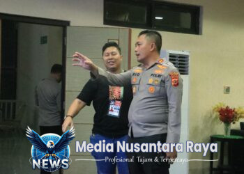 Kapolres Bogor AKBP Rio Wahyu Anggoro Tinjau Langsung Pengamanan Pertandingan Sepak Bola BRI Liga 1 di Stadion Pakansari