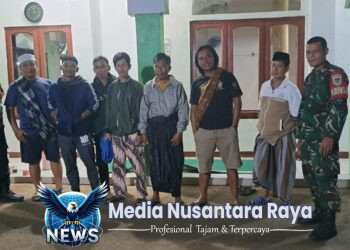 Bhabinkamtibmas dan Babinsa di Ciampea Laksanakan Kontrol Ronda Malam, Sampaikan Pesan Kamtibmas kepada Warga