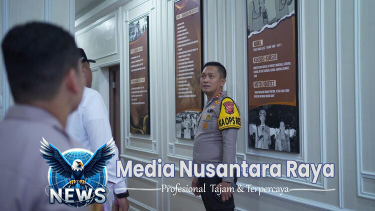 Kapolres Bogor AKBP Rio Wahyu Anggoro, S.H., S.I.K., M.H. Laksanakan Pemantauan Arus Lalu Lintas Jalur Wisata Puncak di Pospol Gadog
