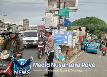 Polisi Hadir di Tengah Warga, Polsek Ciampea Laksanakan Pengaturan Lalu Lintas Pagi Hari