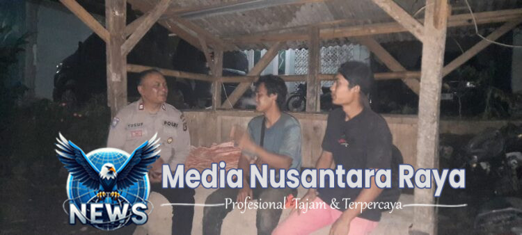 Aktif Kontrol Pos Kamling, Bhabinkamtibmas Polsek Cisarua Ajak Warga Tingkatkan Kewaspadaan