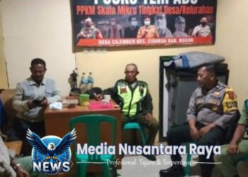 Bhabinkamtibmas Polsek Cisarua Sambangi Pos Kamling, Tingkatkan Kewaspadaan Warga