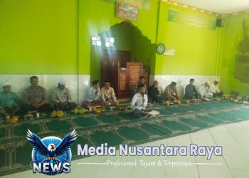 Bhabinkamtibmas Polsek Leuwiliang Sambang Warga Jalin Kedekatan Dengan Masyarakat Sampaikan Pesan Kamtibmas