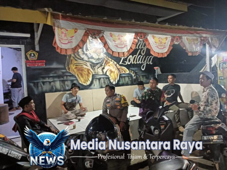 Ciptakan Keamanan, Bhabinkamtibmas dan Unit Patroli Polsek Rumpin Sambangi Warga Desa Mekarsari