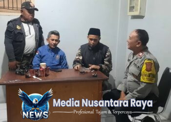 Bhabinkamtibmas Polsek Cisarua Polres Bogor, kontrol Pos kamling dan sampaikan pesan kamtibmas