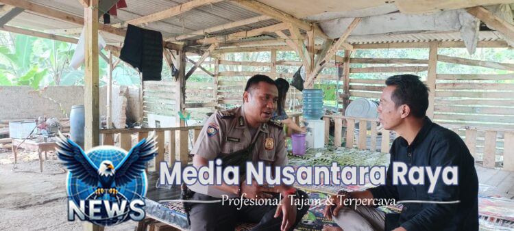 Bhabinkamtibmas Polsek Leuwiliang Sambangi Warga, Pererat Kedekatan Dengan Warga Binaan dan Jaga Harkamtibmas