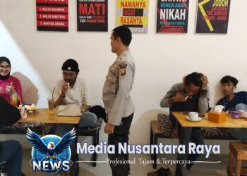 Tingkatkan Patroli Malam Hari, Personil Polsek Mempawah Hulu Memperkuat Hubungan Antara Polisi dan Masyarakat