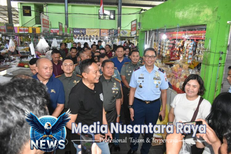Komandan Kodim 0818/Malang-Batu Hadiri Kegiatan “Sapa Pasar Rakyat Peduli UMKM” di Malang