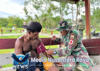 Tingkatkan Akses Layanan Kesehatan, Satgas 131/Brajasakti Layani Masyarakat Perbatasan Papua