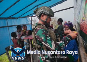 Di Tengah Sunyi Pegunungan, Satgas TNI Jadi Pelita Harapan Bagi Warga Sakit