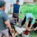 Walaupun Hujan Deras Unit Reaksi Cepat(URC CIKARANG) Giat Motong dan Bagikan Daging Qurban Kepada Warga Sekitar Bescam