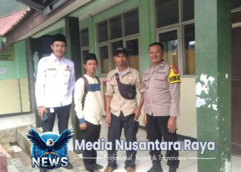 Bhabinkamtibmas Polsek Cijeruk Polres Bogor Sambang Warga Desa Ciadeg, Pererat Kedekatan dan Deteksi Dini Kamtibmas