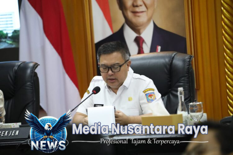 Kendalikan Inflasi, Sekjen Kemendagri Imbau Pemda Rajin Cek Perkembangan Harga di Daerah