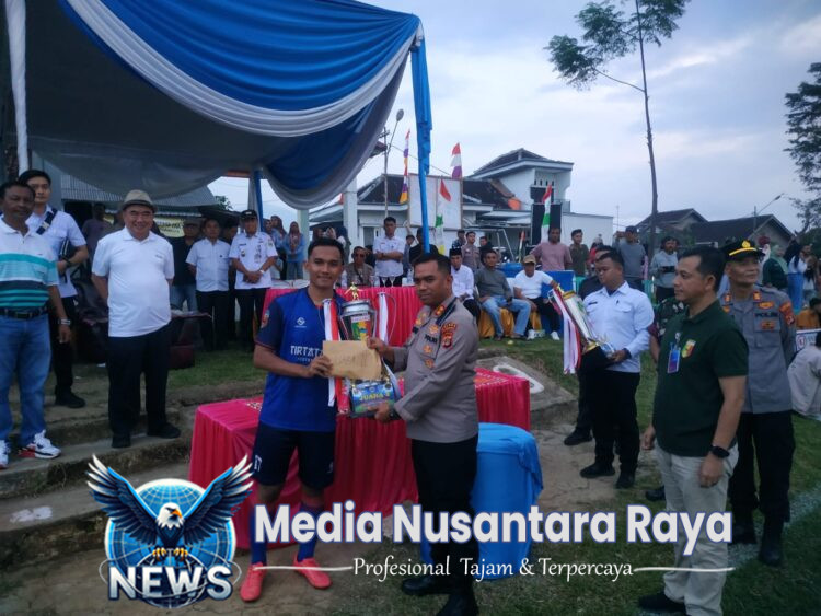 Kapolres Tanggamus Hadiri Penutupan Bupati Tanggamus Cup 2025, Dukung Penuh Pengembangan Sepakbola Daerah