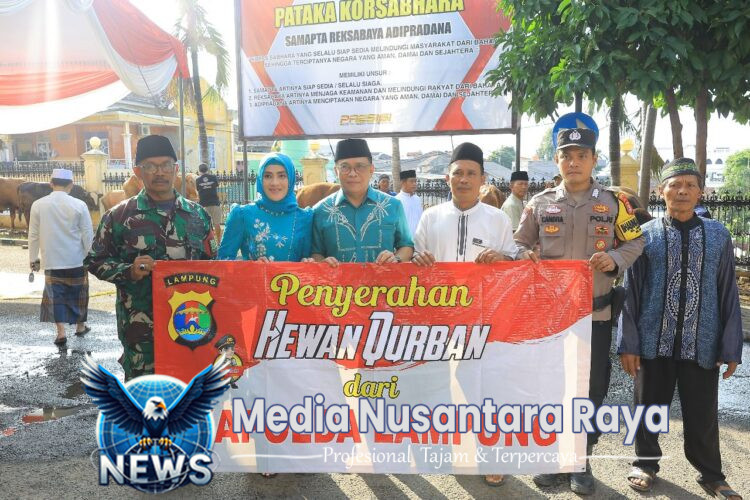 Tingkatkan Rasa Persaudaraan, Polda Lampung Salurkan 58 Hewan Kurban di Iduladha 1446 H