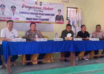 Polres Tulang Bawang Barat Gelar Penyuluhan Hukum di Tiyuh Margo Mulyo agar Warga Memiliki Wawasan dan Sadar Hukum