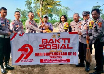 Polsek Seputih Banyak Gelar Bakti Sosial di Tempat Ibadah dan TPU, Wujud Nyata Kepedulian Polri untuk Masyarakat