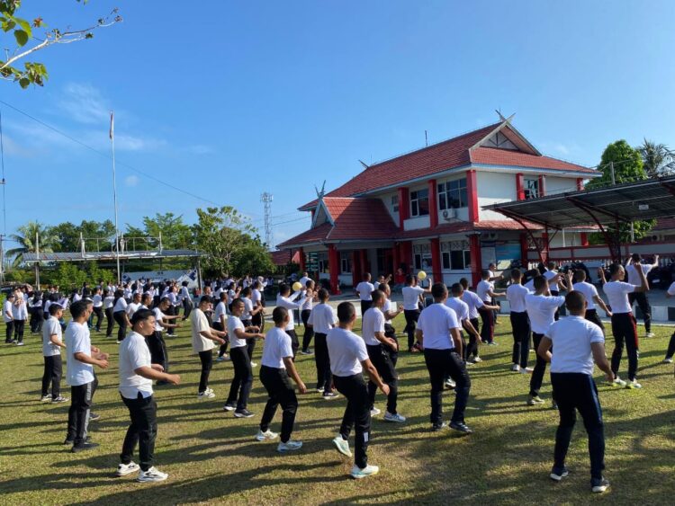 Jaga Kebugaran, Kanwil Ditjenpas Kalteng Gelar Kegiatan Jum’at Sehat