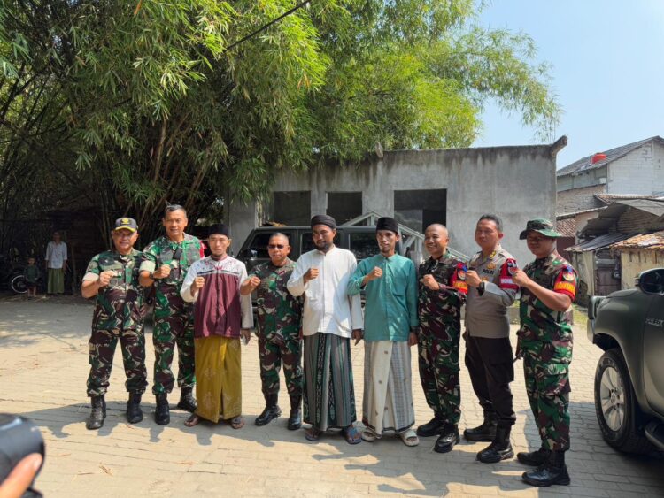 Gubernur Akademi Militer Tinjau Pemasangan Alat Desalinasi Air di Kelurahan Terumbu, Kasemen