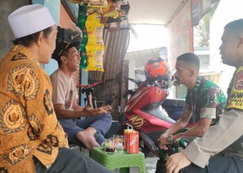 Sinergitas TNI-Polri, Bhabinkamtibmas dan Babinsa Berikan Himbauan Kamtibmas kepada Warga Desa Banjarwangi